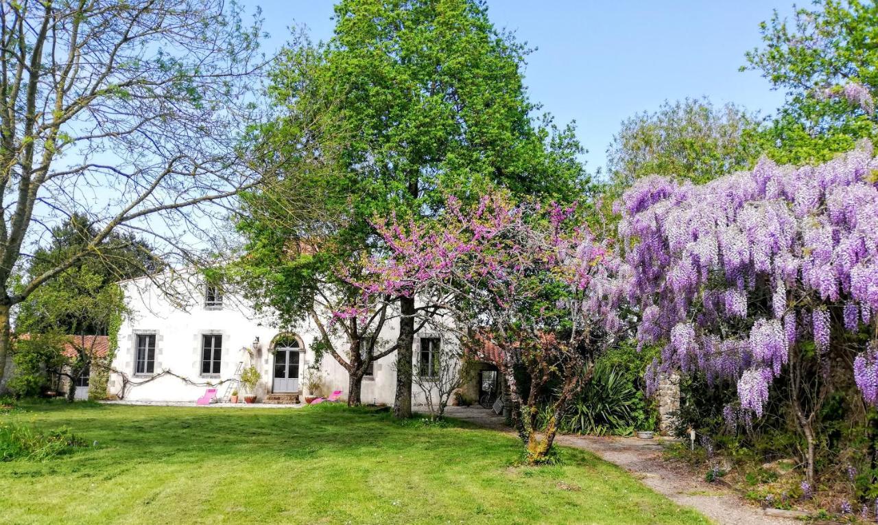 Bed and Breakfast Au Logis De La Mongie Soullans Екстер'єр фото